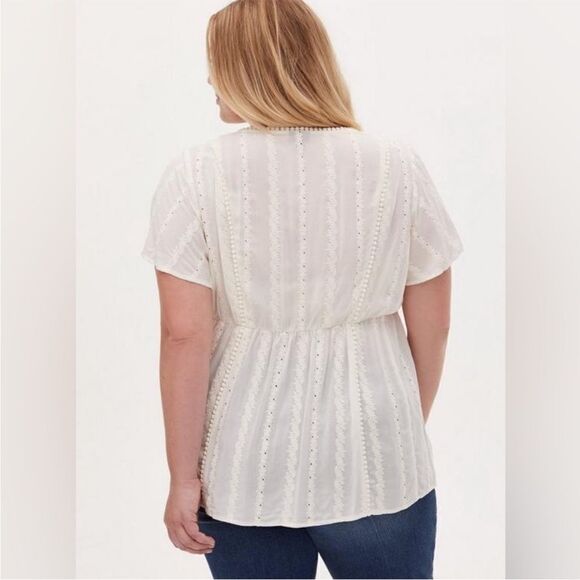 Torrid White Semi Sheer Textured V-Neck Embroidered Boho Top Cottage Core - Picture 2 of 13